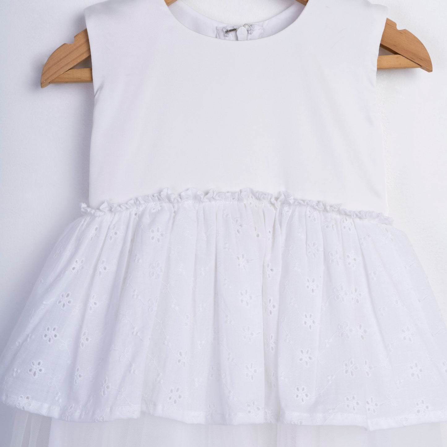 WHITE SCHIFFLI FROCK
