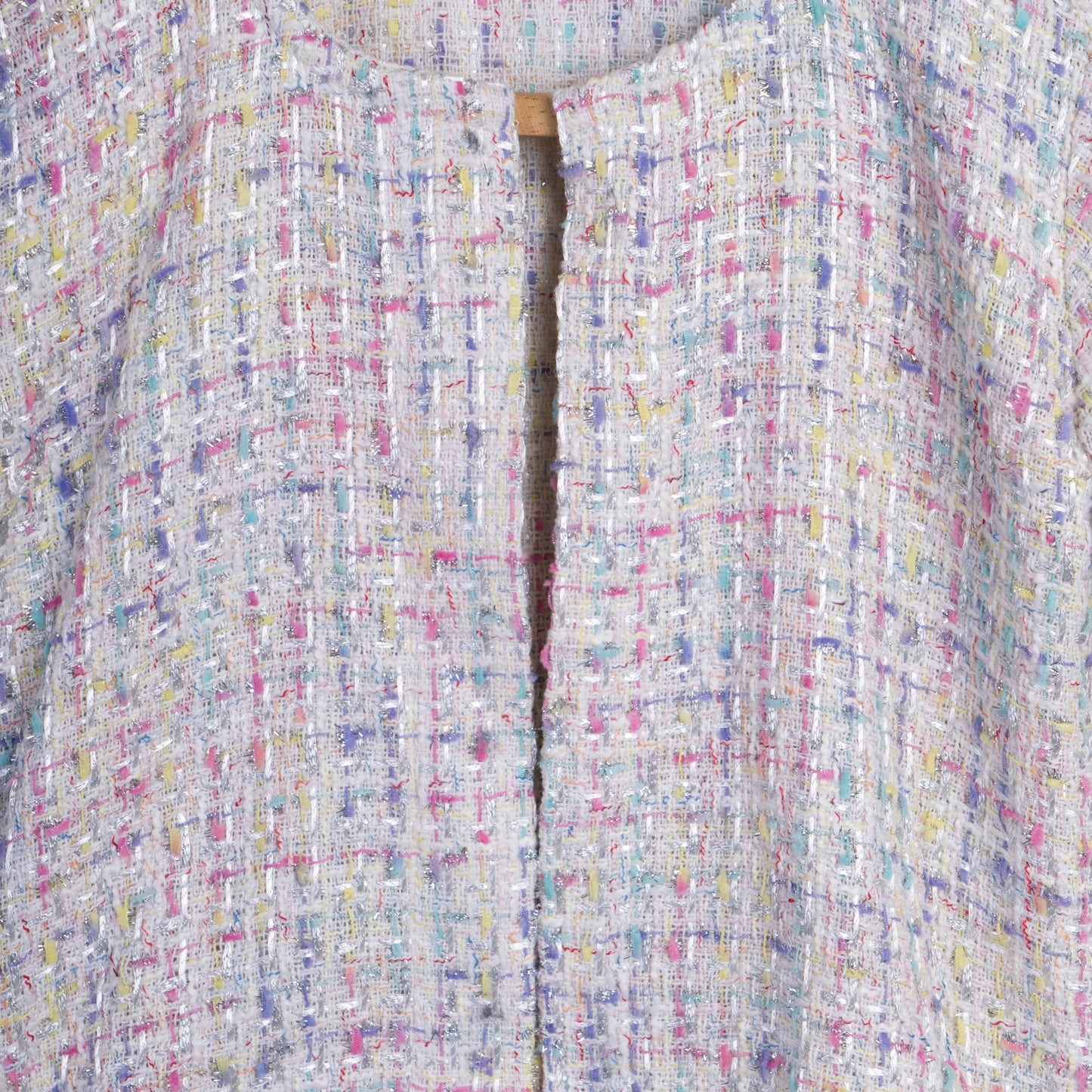 WHITE TWEED JACKET AND SKIRT SET