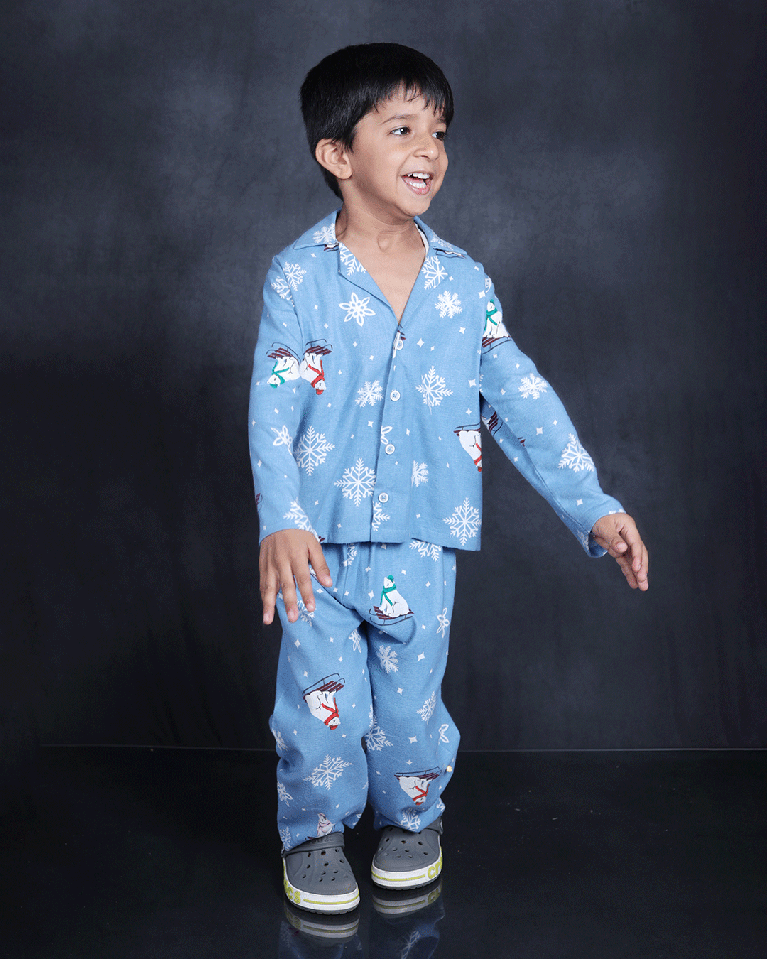 SNOWFLAKE PRINTED Flannel NIGHTSUIT