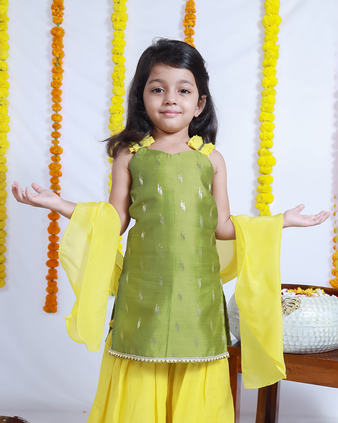 MEHENDI GREEN AND YELLOW KURTA SHARARA SET Little Closet by Ruchita Rathi MEHENDI GREEN AND YELLOW KURTA SHARARA SET Little Closet by Ruchita Rathi