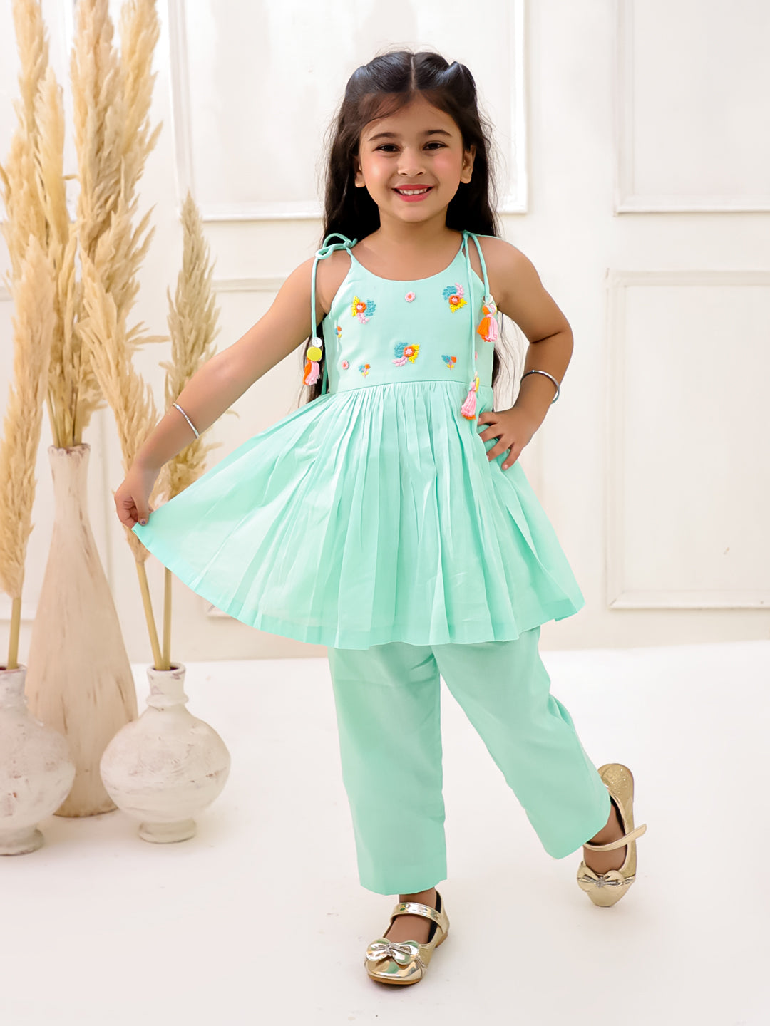 PASTEL SEA GREEN ORGANIC MUL COTTON EMBROIDERED KURTI SET