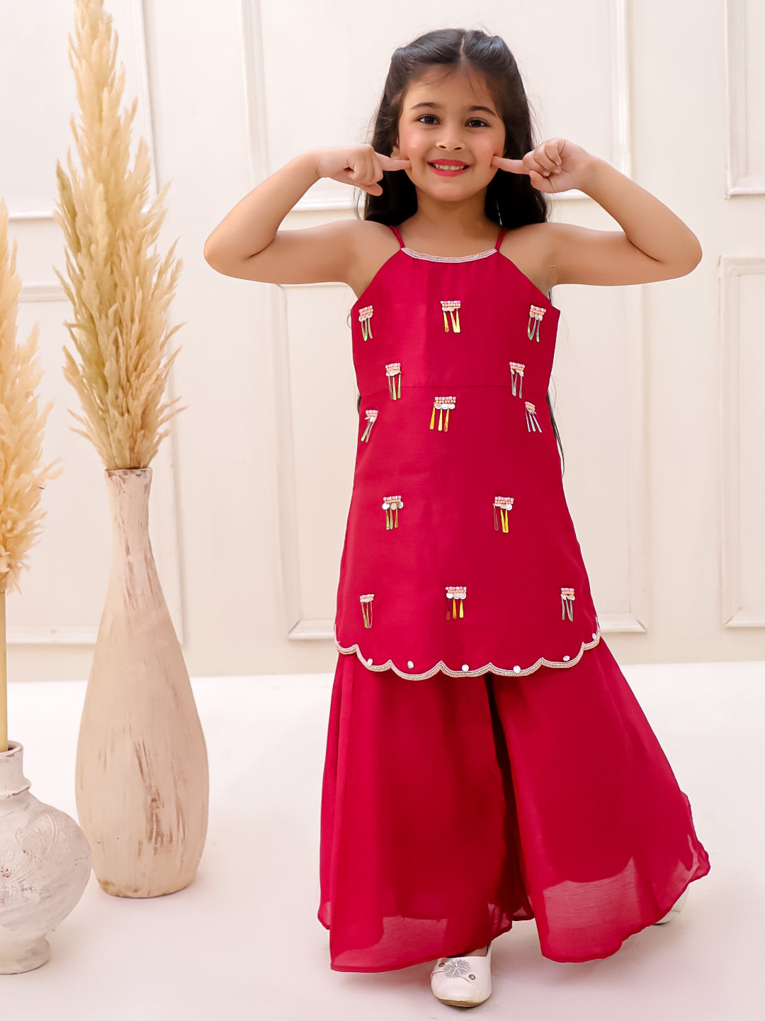 MAROON SILK SCALLOP SET