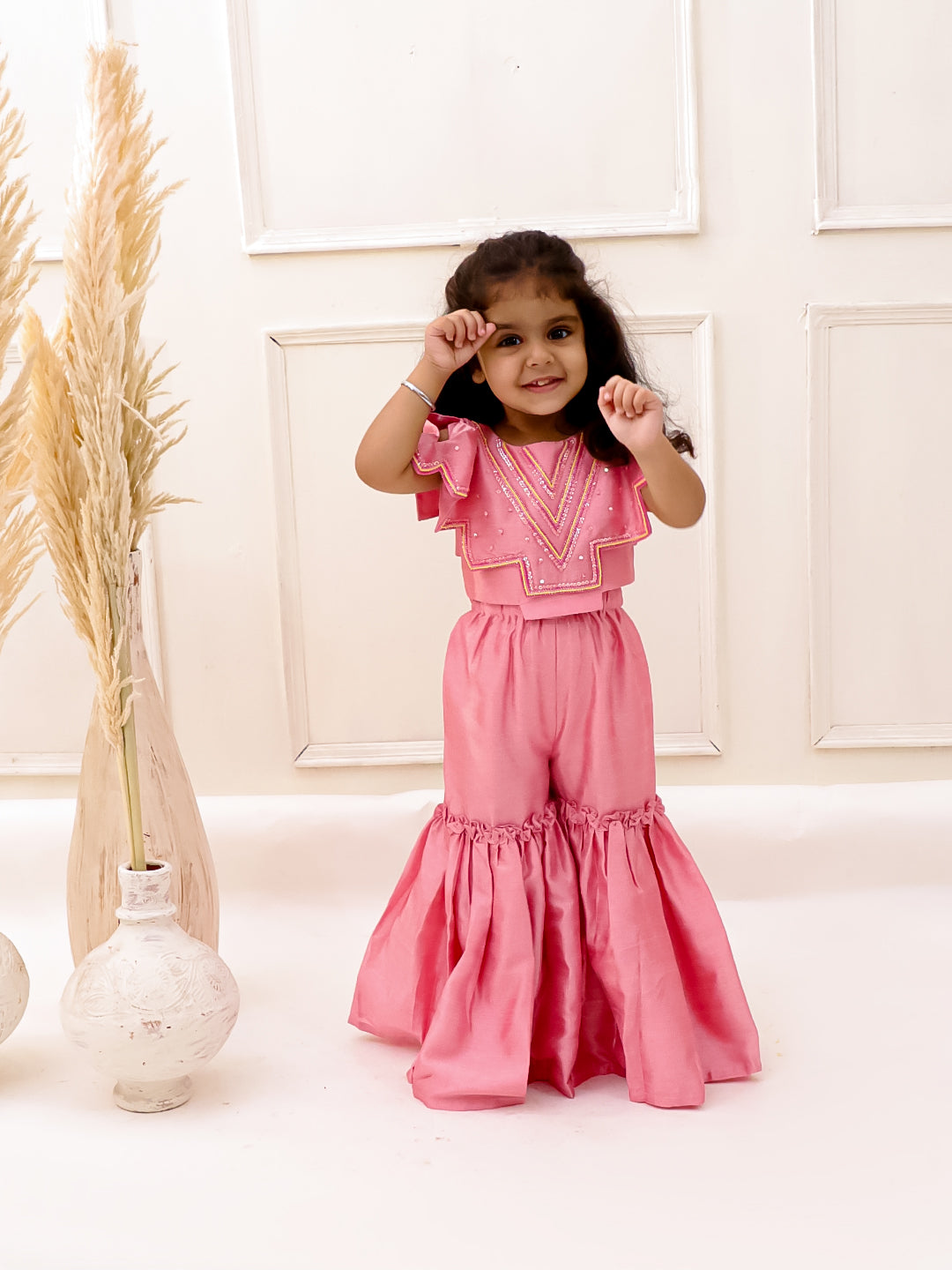 GEOMETRICAL CAPE AND SHARARA SET