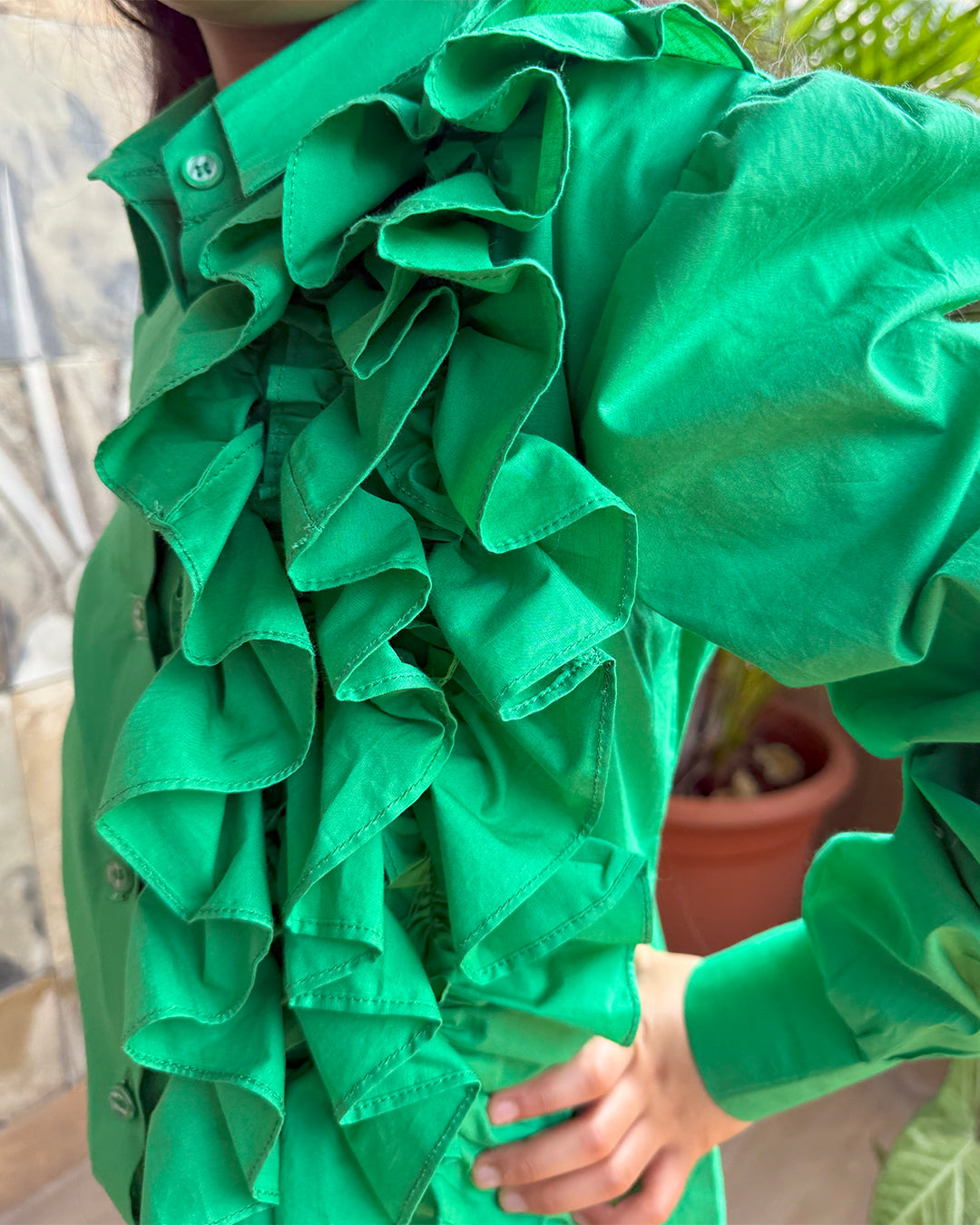 GREEN RUFFLE DETAIL SHIRT