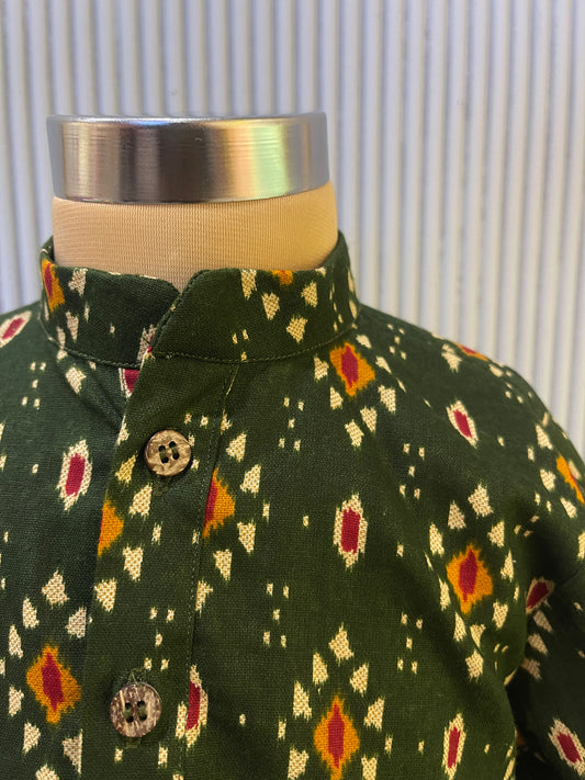 GREEN IKAT KURTA WITH COTTON WHITE PANTS