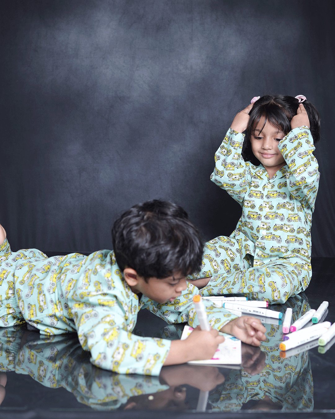VINTAGE CAR PRINTED COTTON NIGHTSUIT