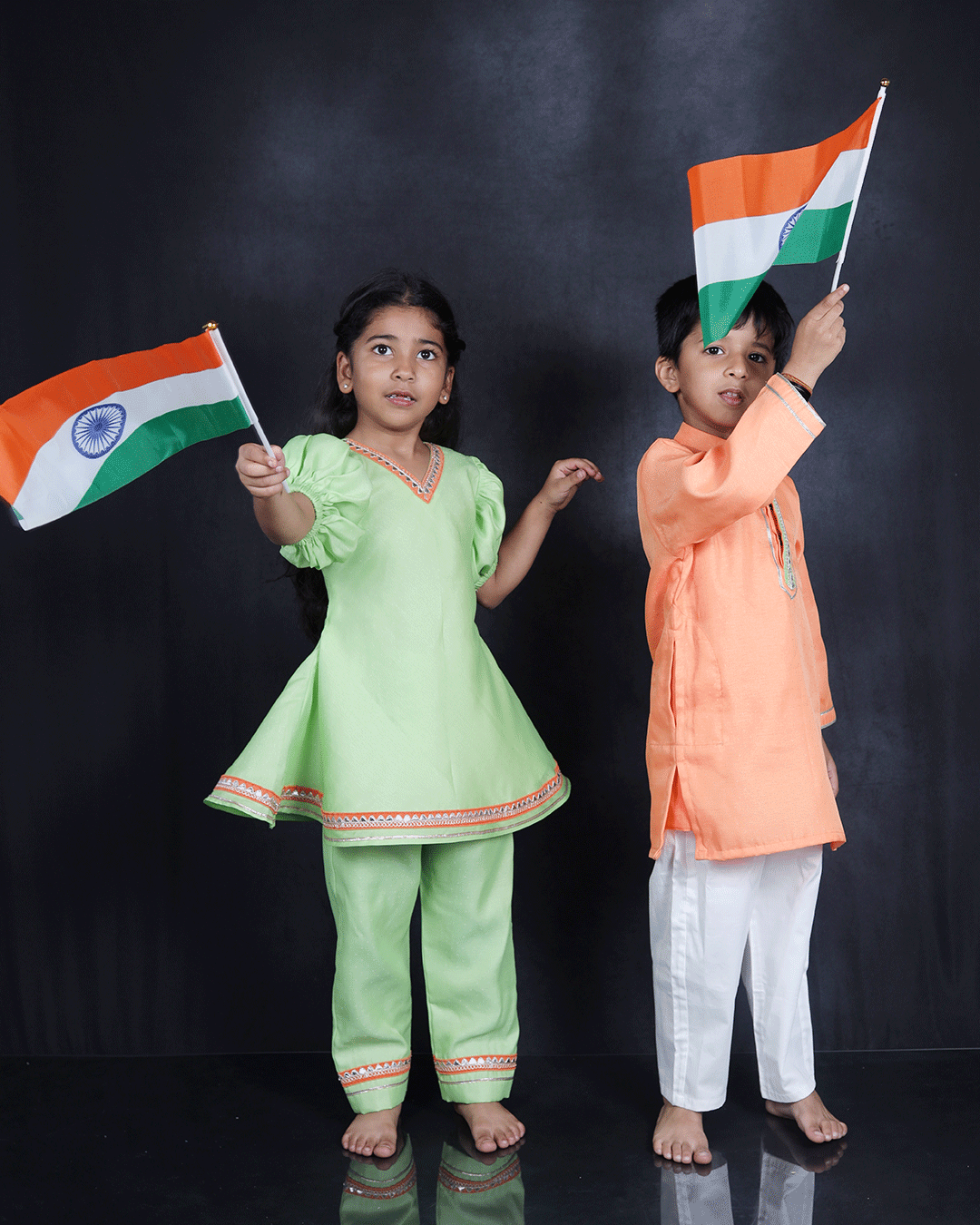 GREEN KURTI WITH PANTS