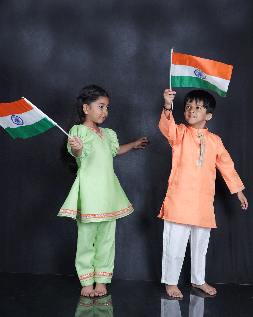GREEN KURTI WITH PANTS
