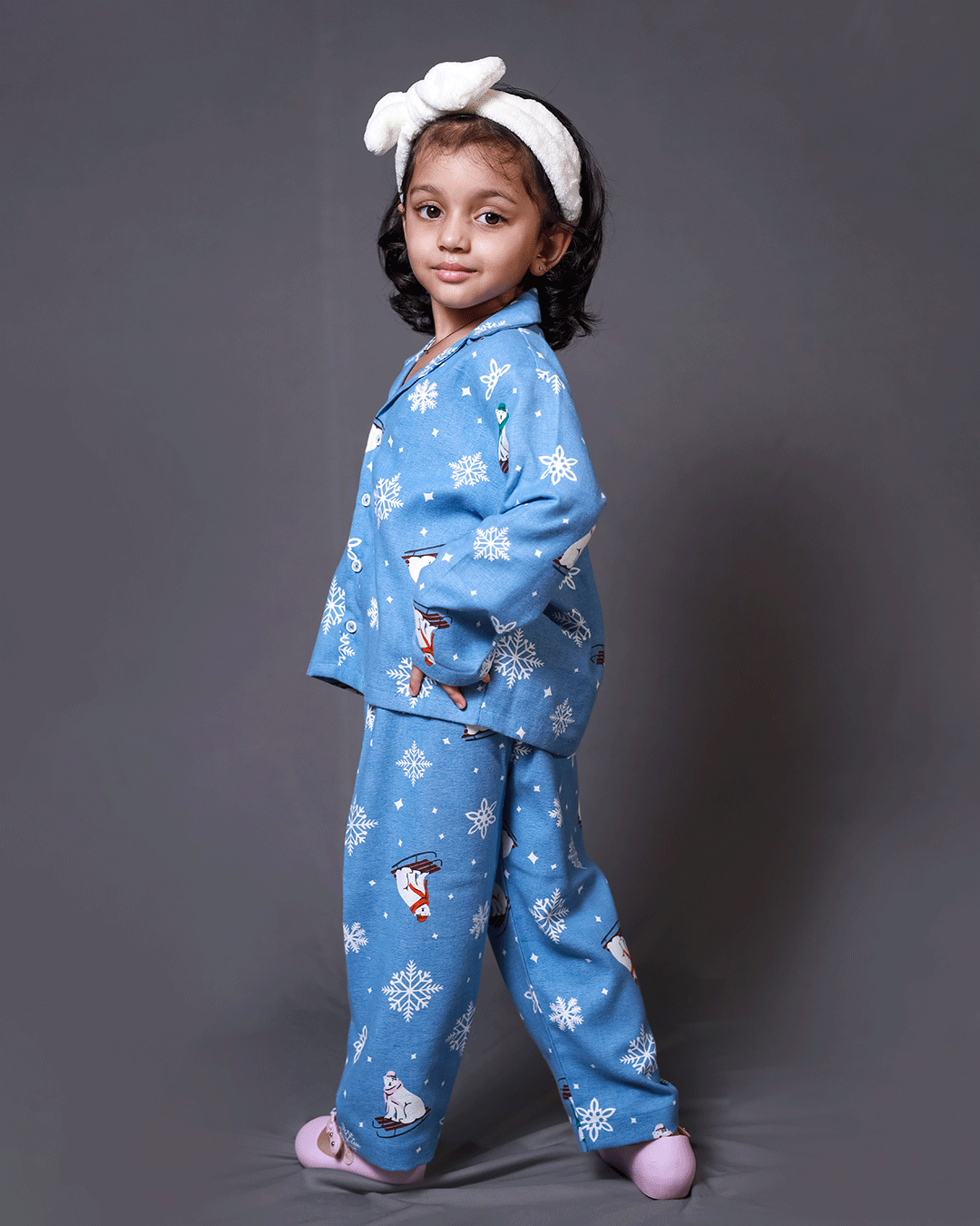 SNOWFLAKE PRINTED Flannel NIGHTSUIT
